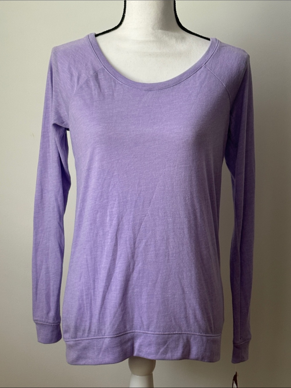 SO Light Purple Long-Sleeve Women's Crewneck Top